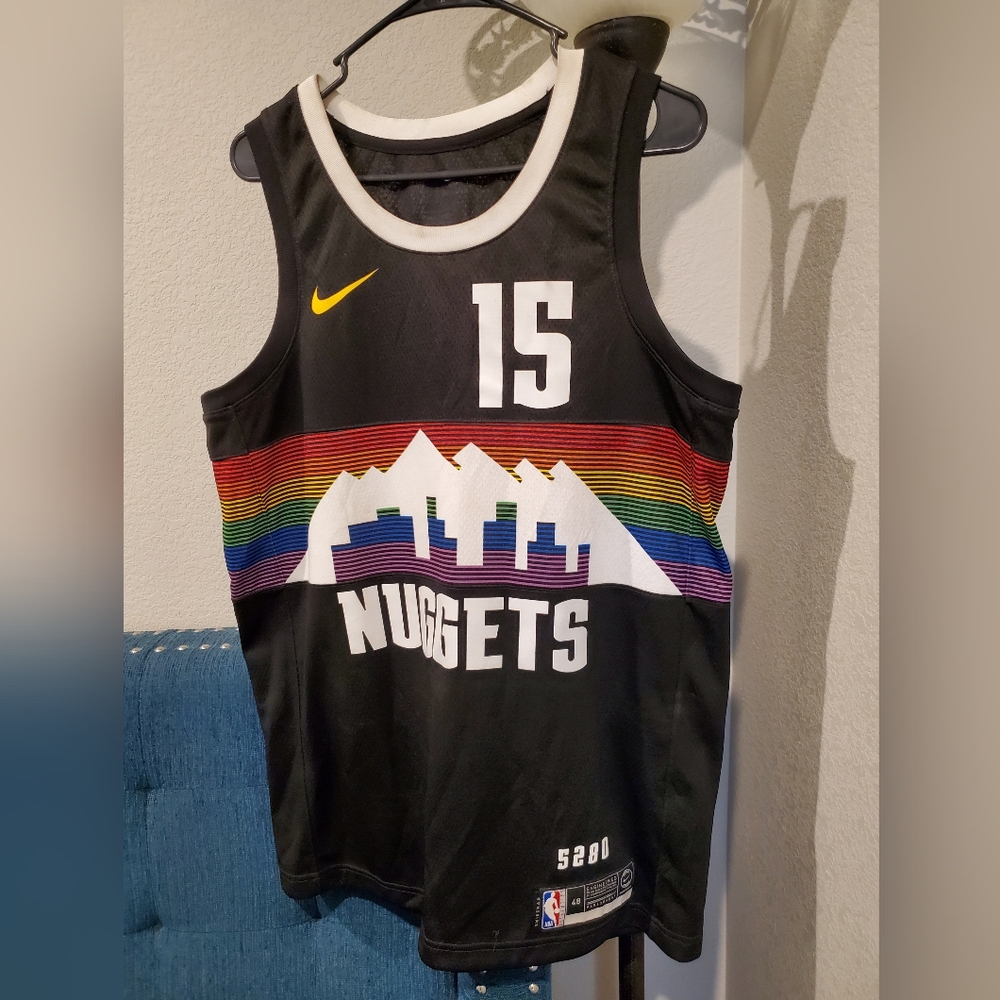 Nike Denver Nuggets City Edition Nikola Jokic#15 Swingman Jersey L48. AV4634-010